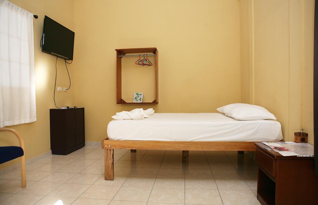 Hotel Valerie Managua Chambre photo