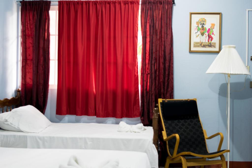 Hotel Valerie Managua Extérieur photo