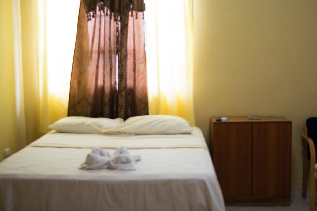 Hotel Valerie Managua Extérieur photo