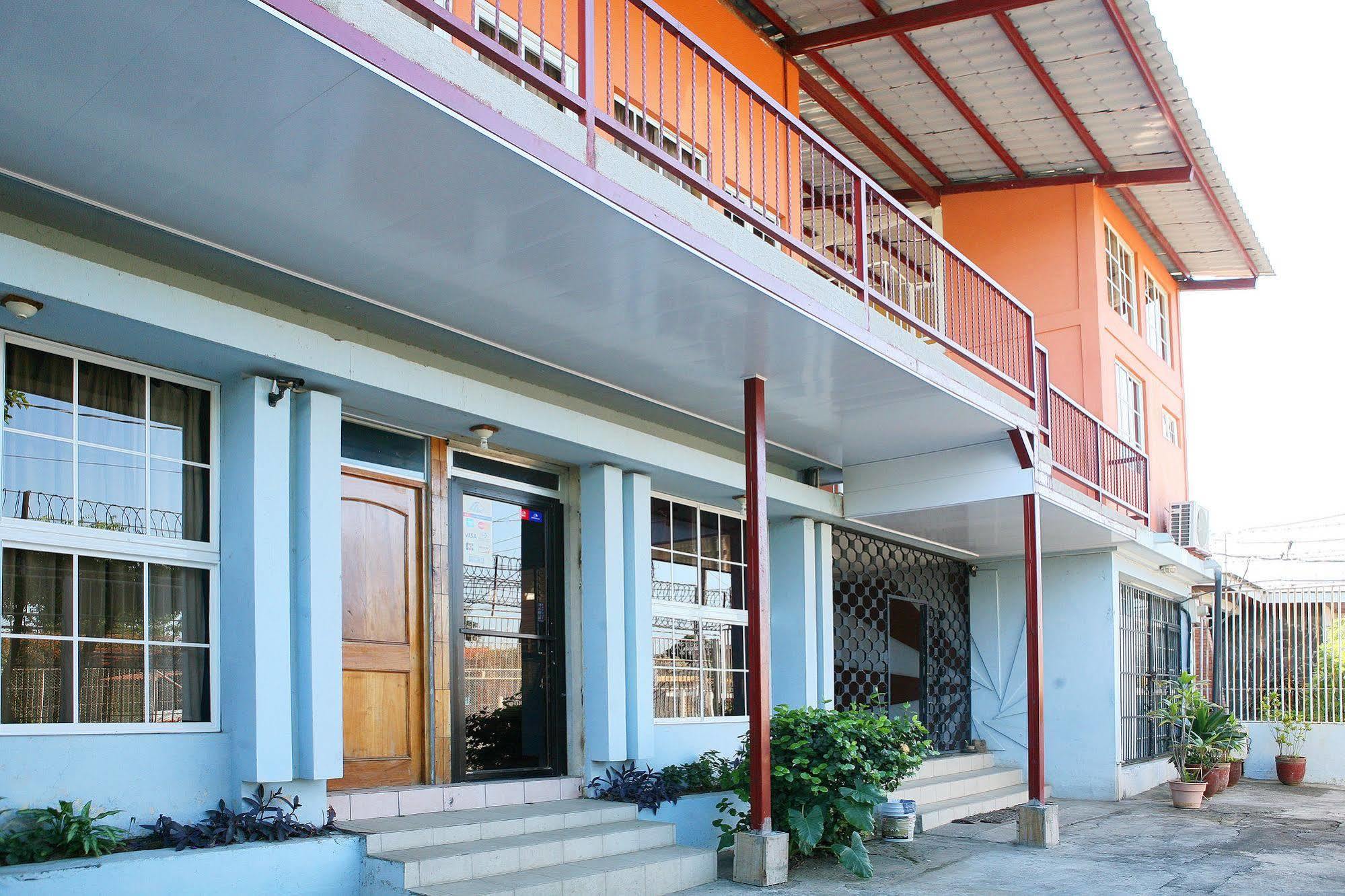 Hotel Valerie Managua Extérieur photo